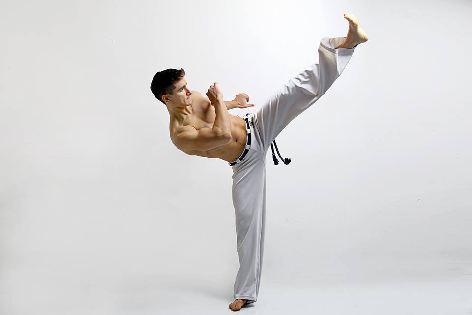 Capoeira Fabio's Kick